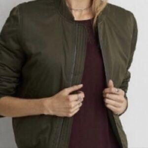 American Eagle Olive Green Bomber Jacket XS